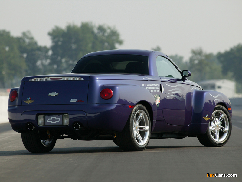 Chevrolet SSR Indy 500 Pace Car 2003 wallpapers (800 x 600)