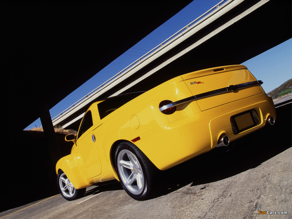 Chevrolet SSR 2003–06 wallpapers (1024 x 768)