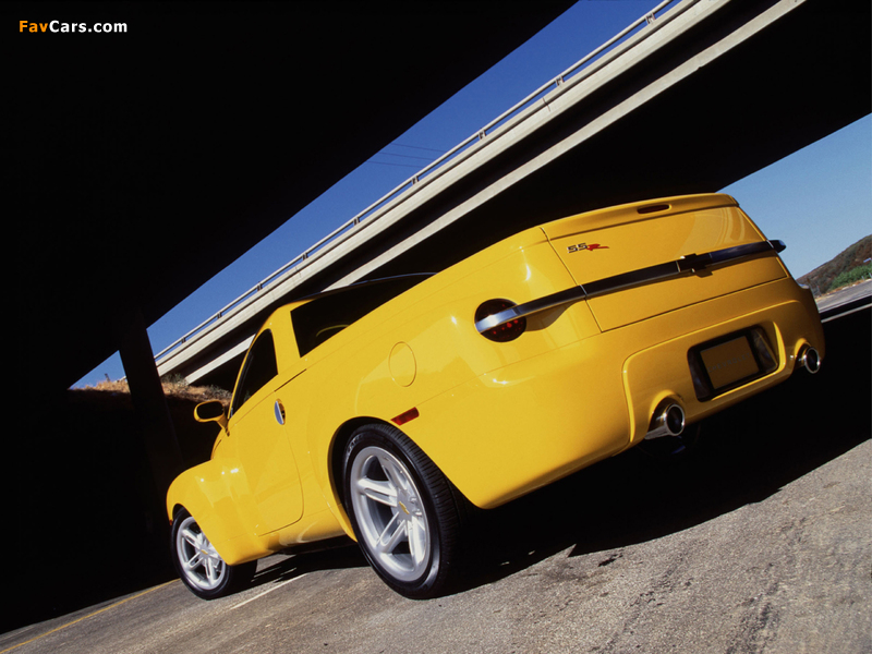 Chevrolet SSR 2003–06 wallpapers (800 x 600)