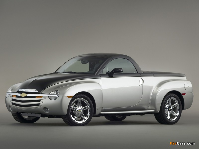 Images of Chevrolet SSR 2003–06 (800 x 600)