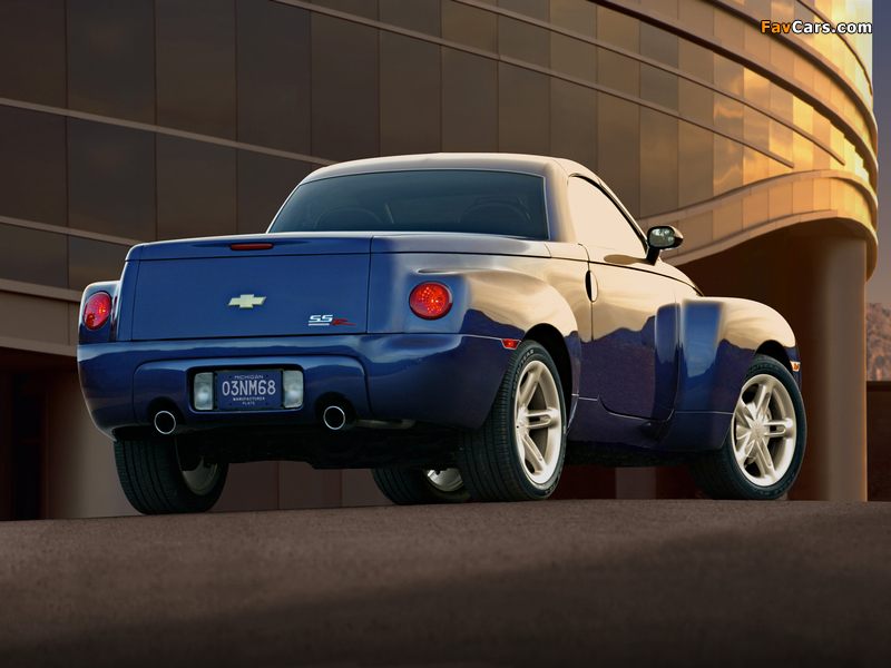 Images of Chevrolet SSR Signature Series 2003 (800 x 600)