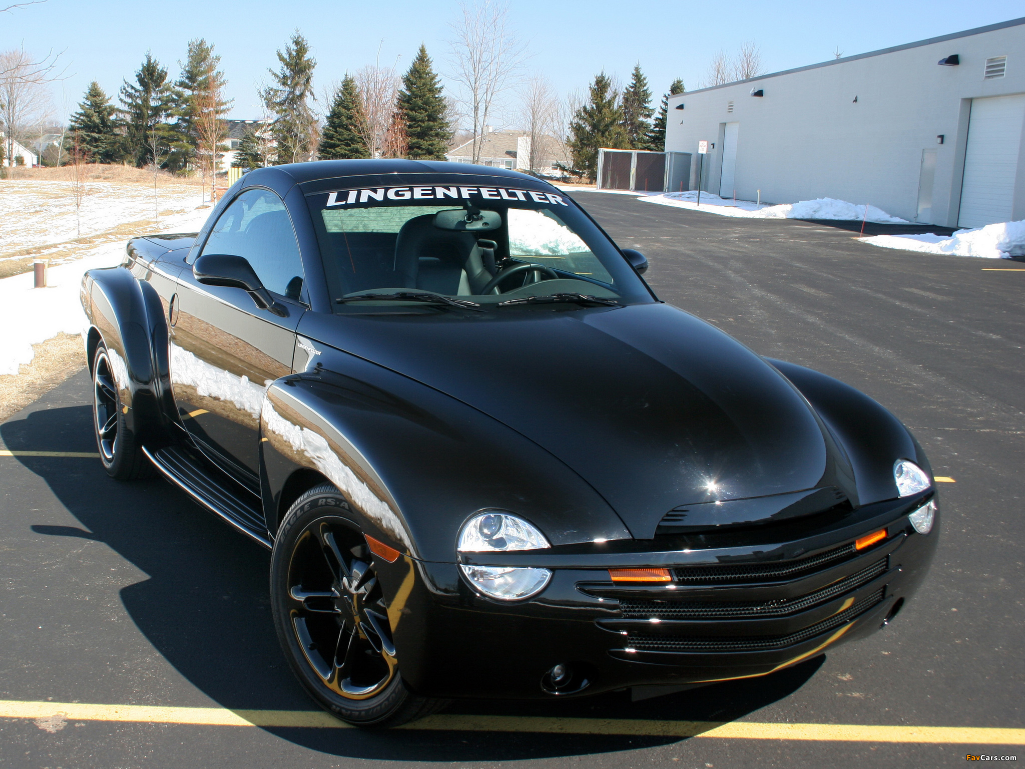 Photos of Lingenfelter Chevrolet SSR Supercharged 2004–06 (2048 x 1536)