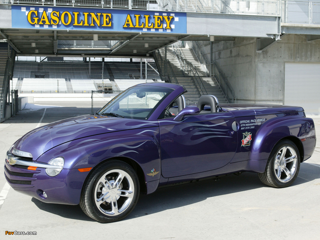 Pictures of Chevrolet SSR Indy 500 Pace Car 2003 (1024 x 768)