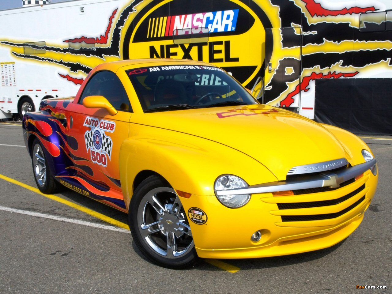 Chevrolet SSR NASCAR Pace Car 2005 wallpapers (1280 x 960)