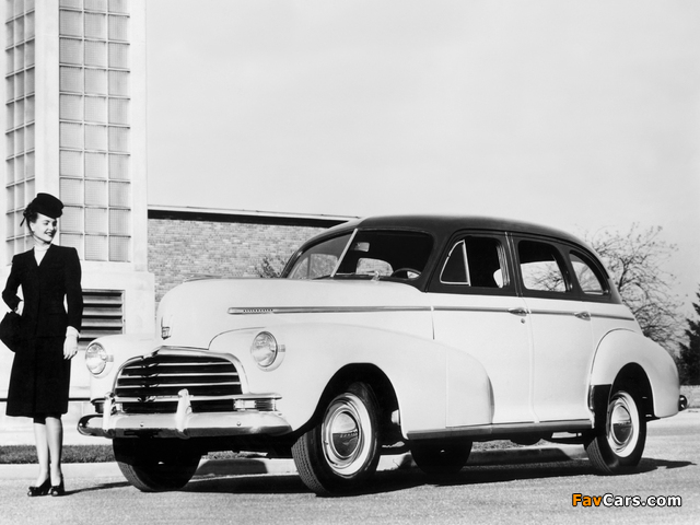Chevrolet Stylemaster Sport Sedan (DJ-1503) 1946 photos (640 x 480)