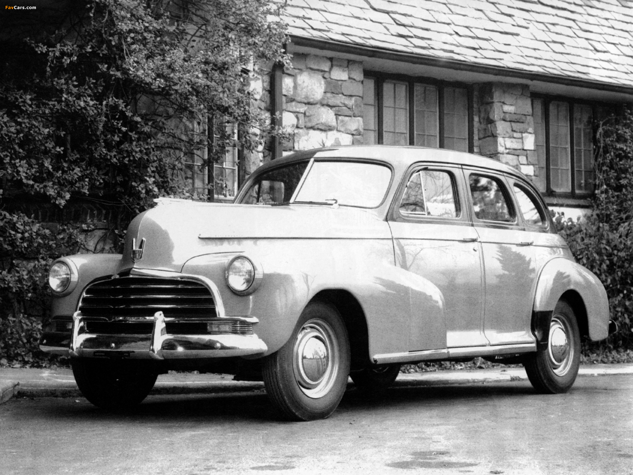 Pictures of Chevrolet Stylemaster Sport Sedan (DJ-1503) 1946 (2048 x 1536)