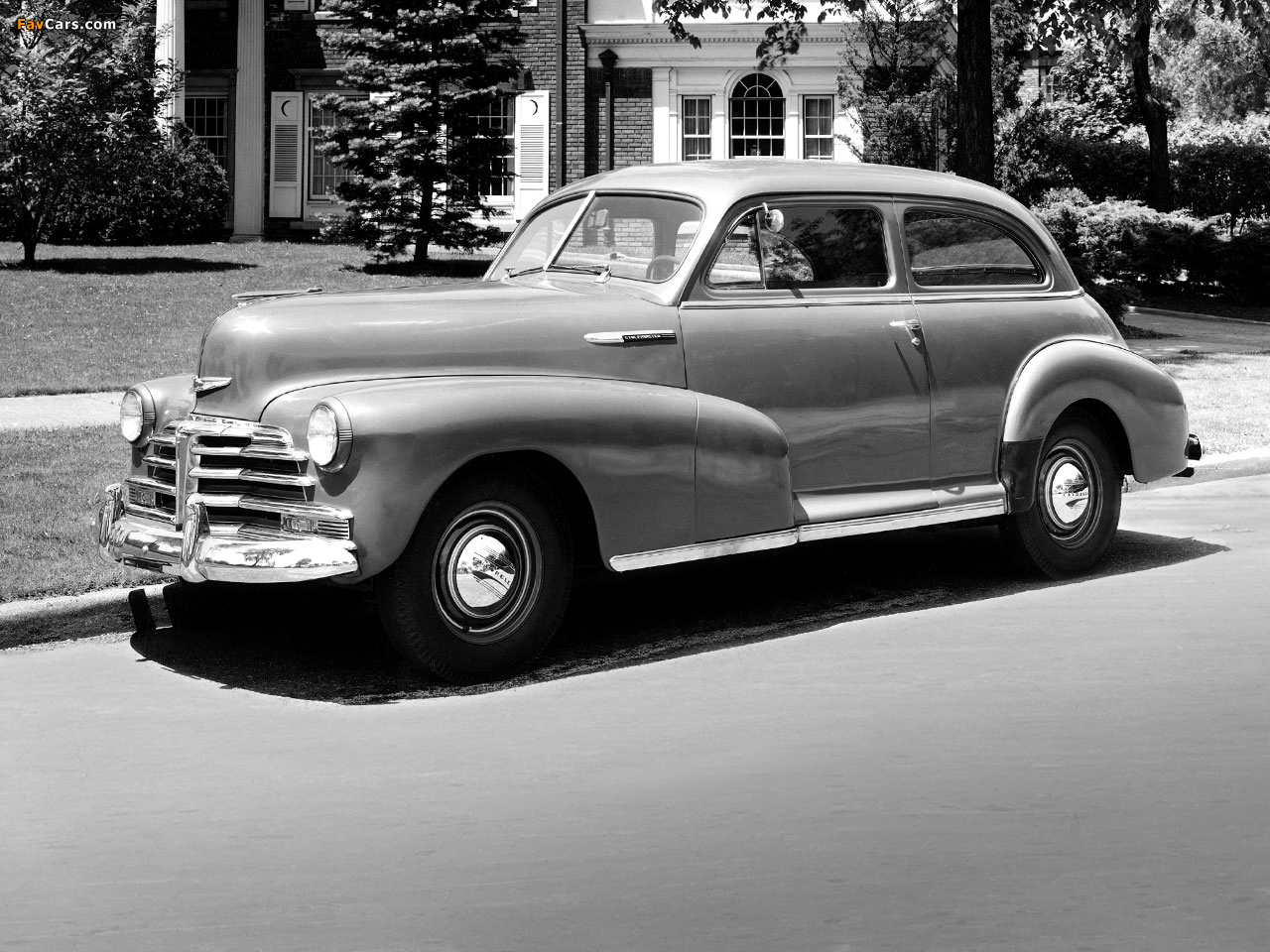Pictures of Chevrolet Stylemaster 2-door Town Sedan 1948 (1280 x 960)