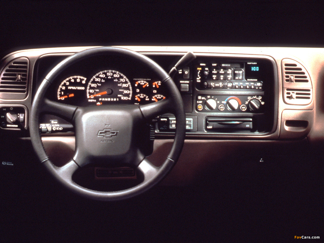 Chevrolet Suburban (GMT400) 1994–99 images (1280 x 960)