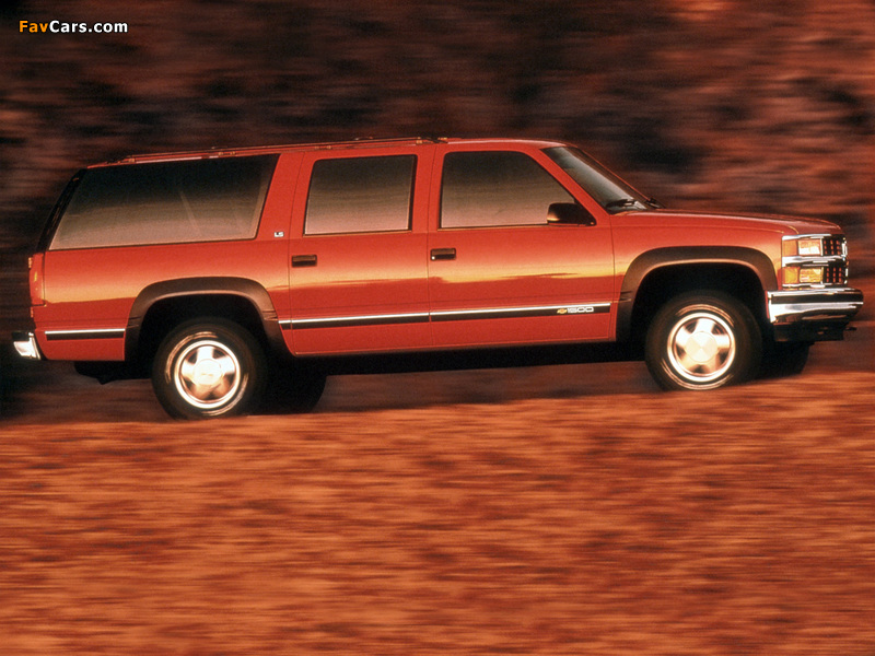 Chevrolet Suburban (GMT400) 1994–99 photos (800 x 600)