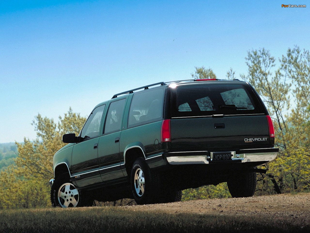 Chevrolet Suburban (GMT400) 1994–99 photos (1280 x 960)