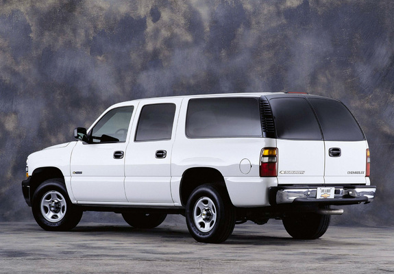 Chevrolet Suburban 1500 (GMT800) 2001–02 wallpapers