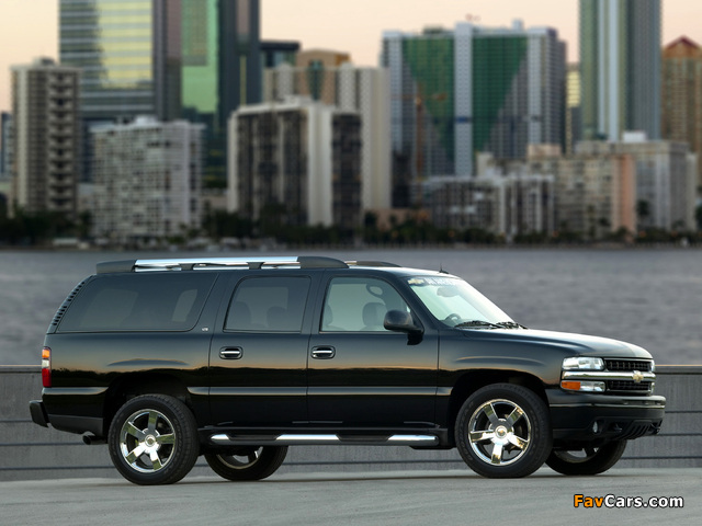 Chevrolet Suburban (GMT800) 2003–06 wallpapers (640 x 480)