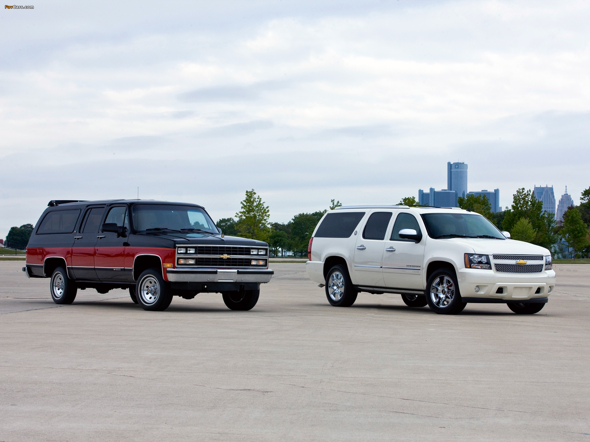 Chevrolet Suburban photos (2048 x 1536)