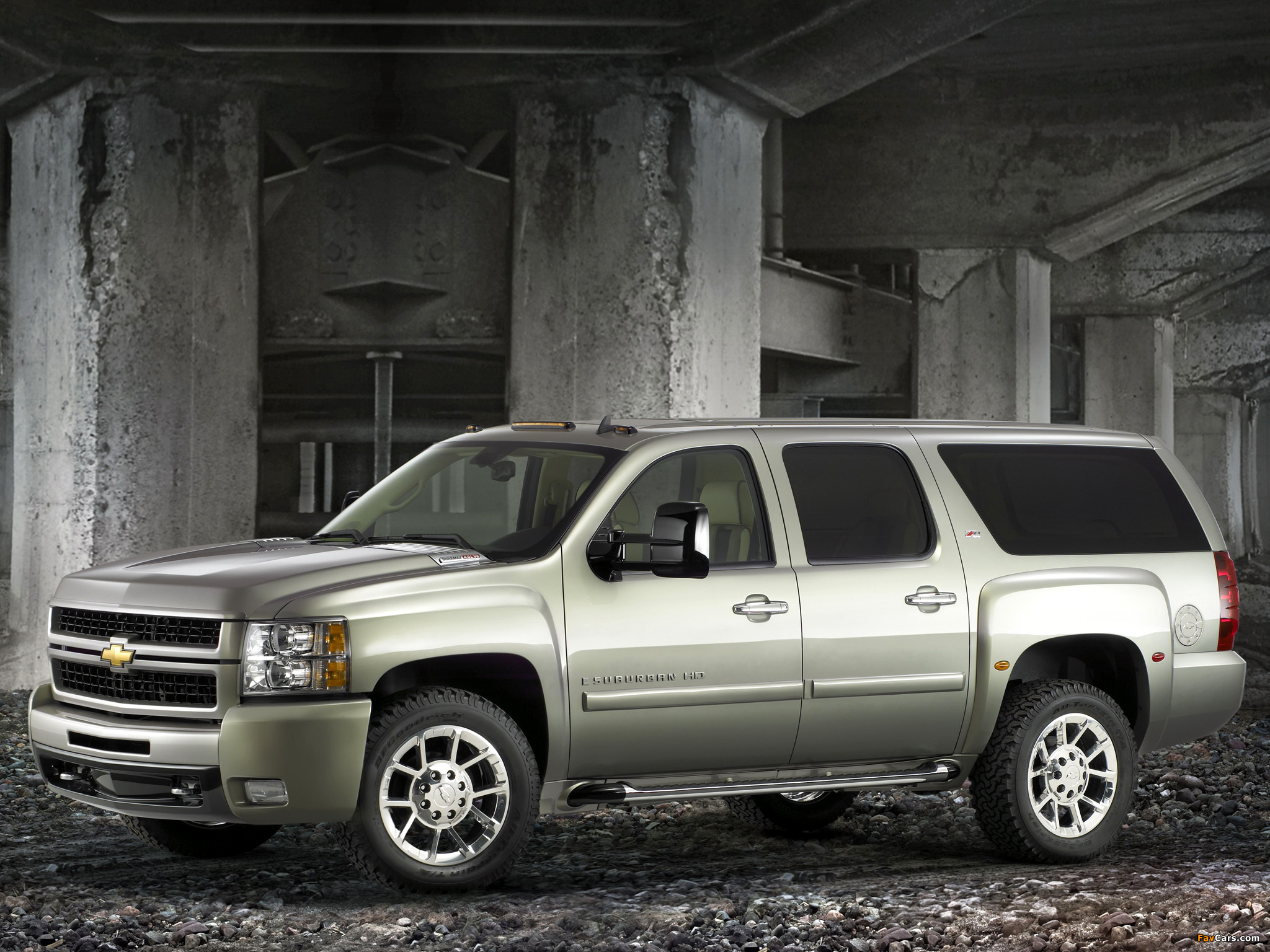 Images of Chevrolet Suburban HD Z71 (GMT900) 2007 (2048 x 1536)