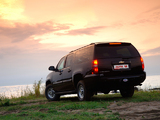 Images of Laura Chevrolet Suburban (GMT900) 2009