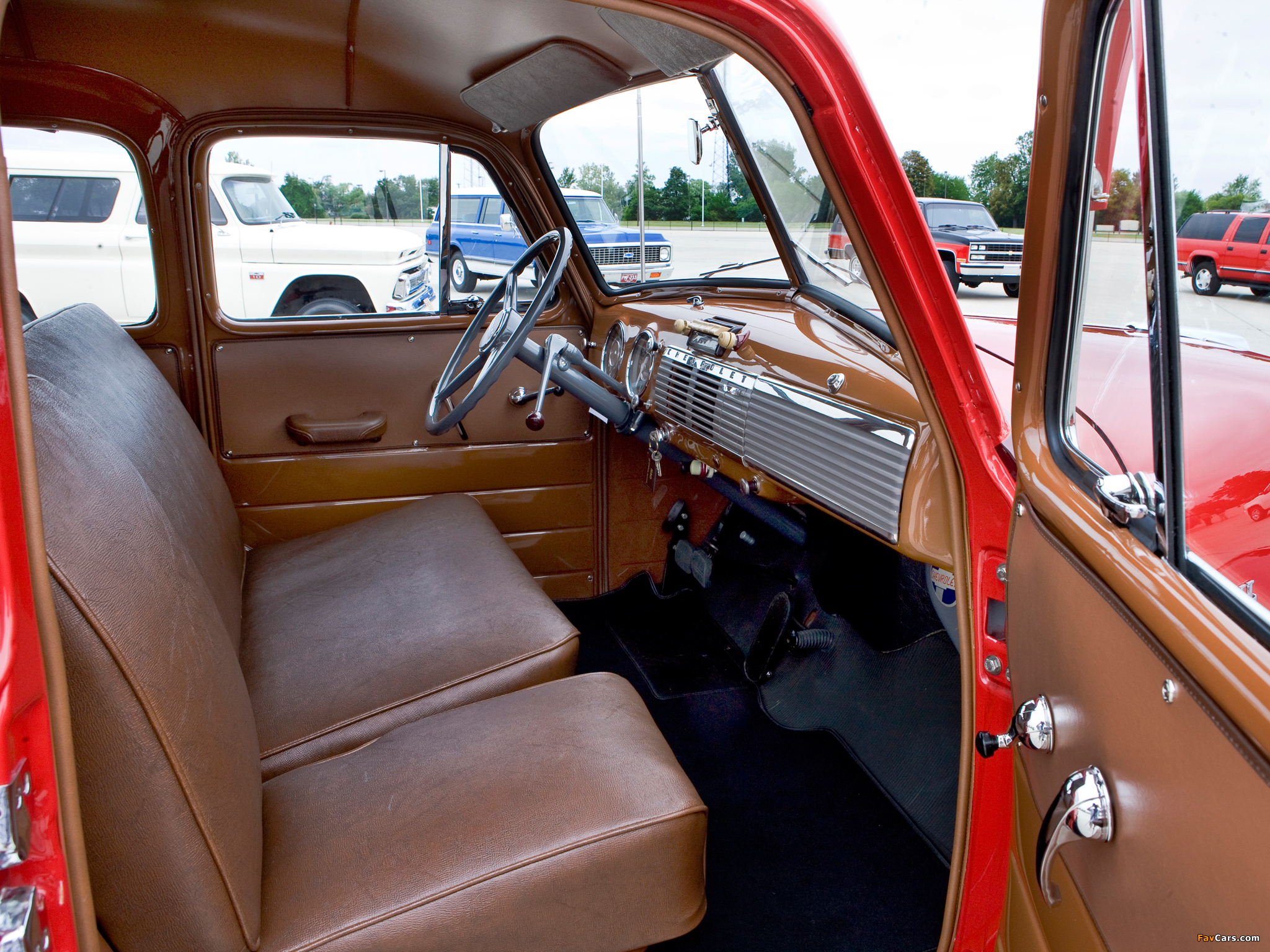 Photos of Chevrolet 3100 Suburban (JP/KP-3116) 1951–52 (2048 x 1536)