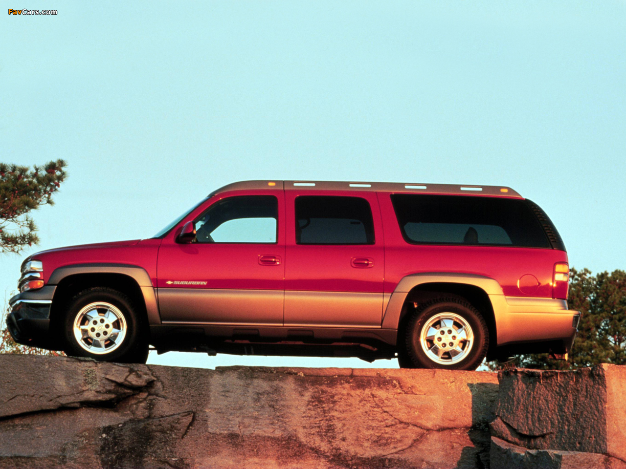 Photos of Chevrolet Suburban Show Truck (GMT800) 2000 (1280 x 960)