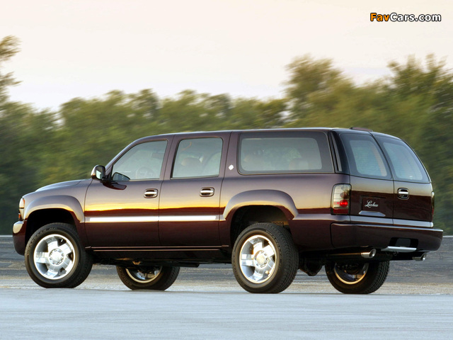 Photos of Chevrolet Suburban Lucchese 2002 (640 x 480)