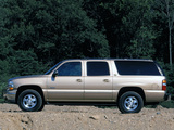 Pictures of Chevrolet Suburban 1500 (GMT800) 2001–02