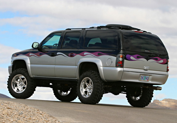 Pictures of Chevrolet Suburban Partner 2003
