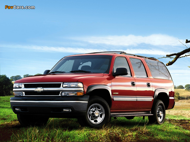 Chevrolet Suburban 2500 (GMT800) 2001–02 wallpapers (640 x 480)