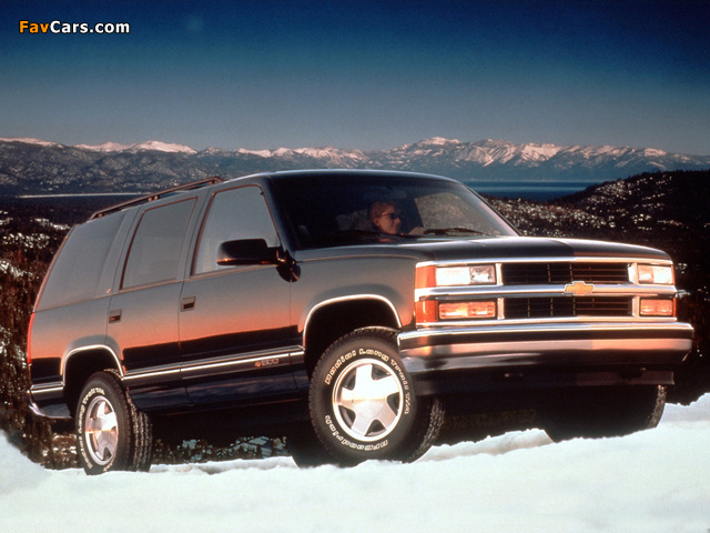 Chevrolet Tahoe (GMT410) 1995–99 pictures (640 x 480)