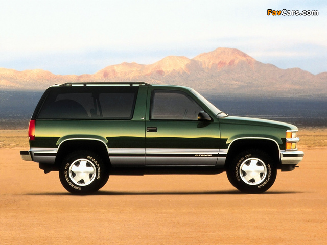 Chevrolet Tahoe 3-door (GMT410) 1995–99 wallpapers (640 x 480)