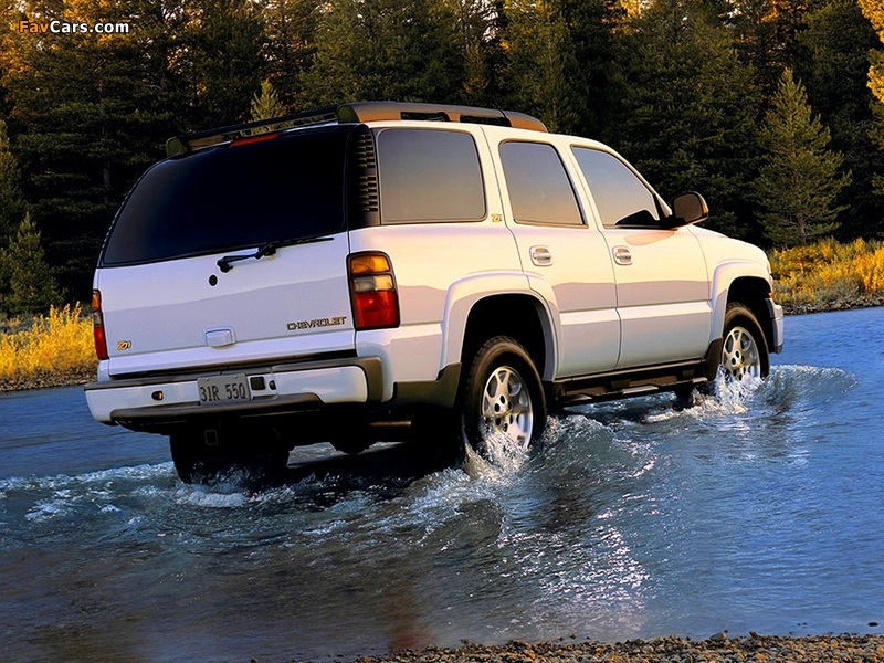 Chevrolet Tahoe Z71 (GMT840) 2001–06 photos (800 x 600)