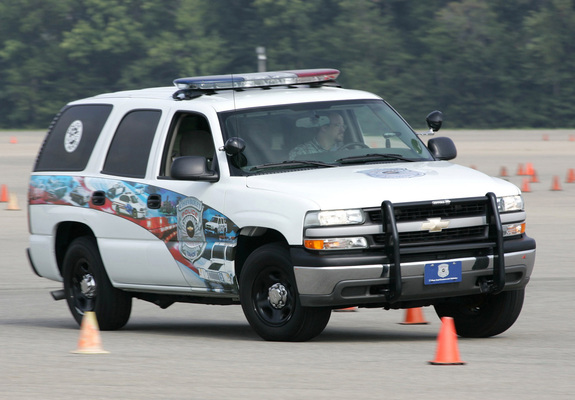 Chevrolet Tahoe Police (GMT840) 2004–07 wallpapers