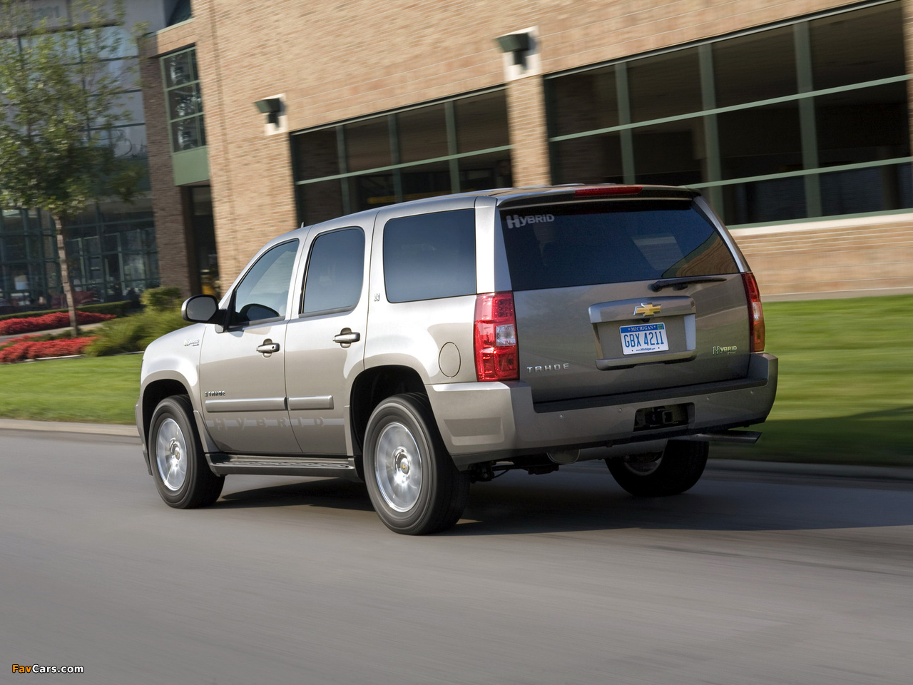 Chevrolet Tahoe Hybrid (GMT900) 2008 images (1280 x 960)