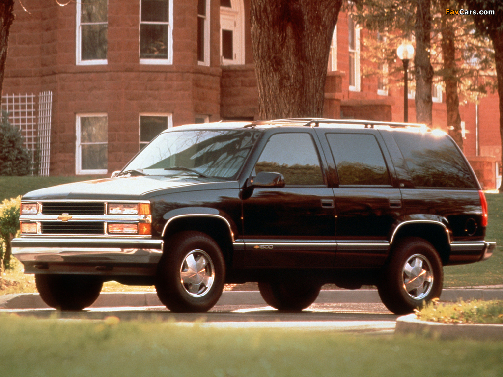 Images of Chevrolet Tahoe (GMT410) 1995–99 (1024 x 768)