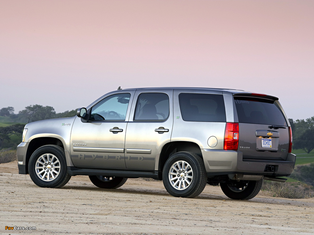 Images of Chevrolet Tahoe Hybrid (GMT900) 2008 (1024 x 768)