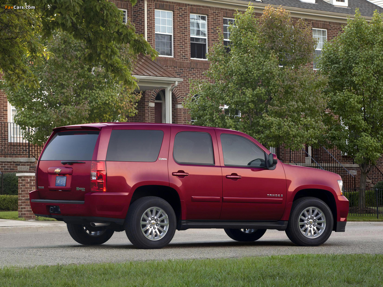 Images of Chevrolet Tahoe Hybrid (GMT900) 2008 (1280 x 960)