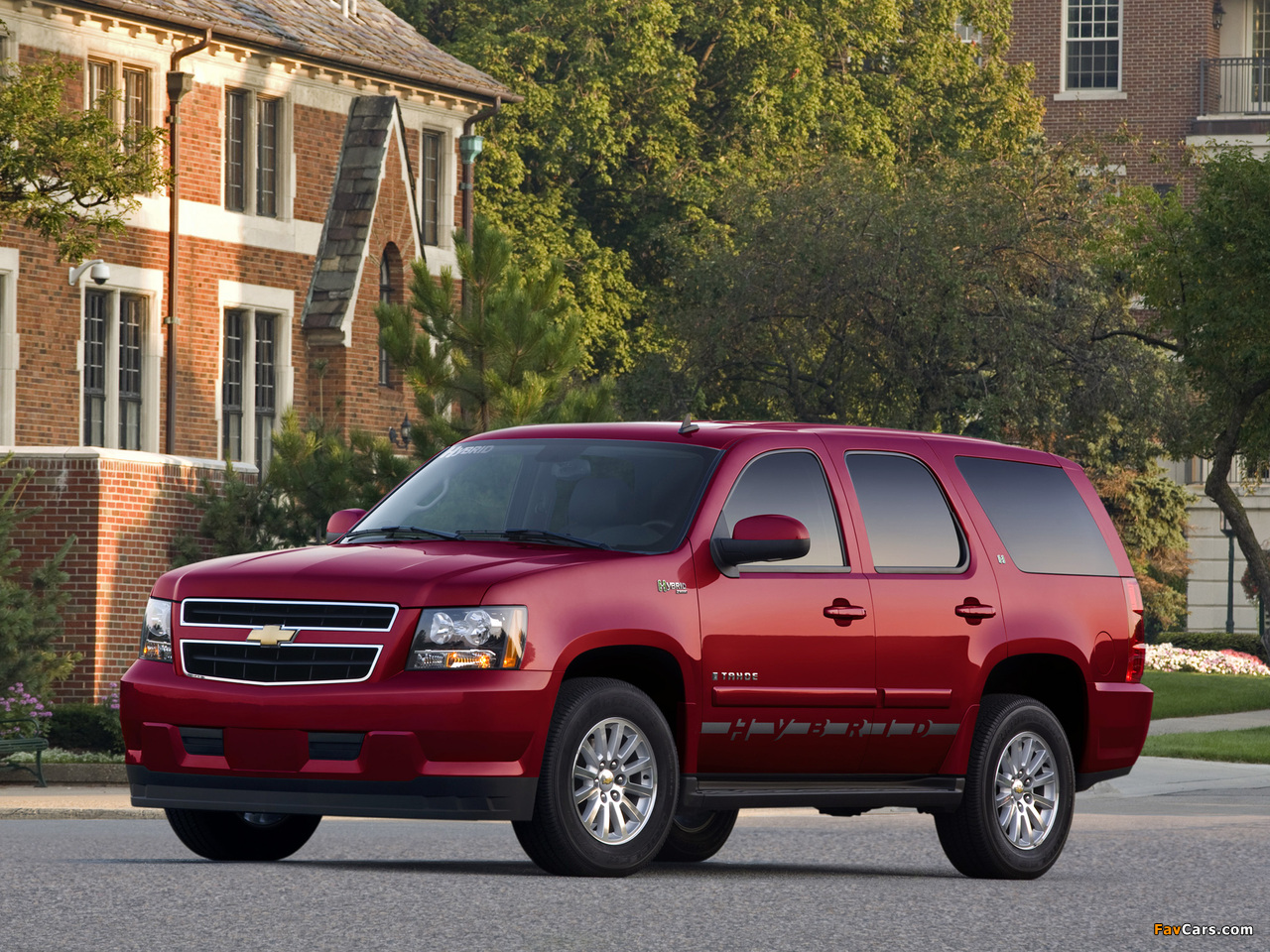 Images of Chevrolet Tahoe Hybrid (GMT900) 2008 (1280 x 960)