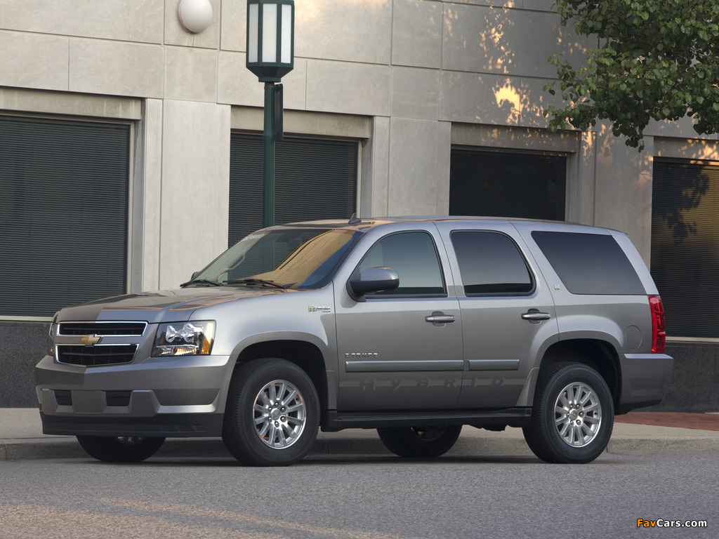 Images of Chevrolet Tahoe Hybrid (GMT900) 2008 (1024 x 768)