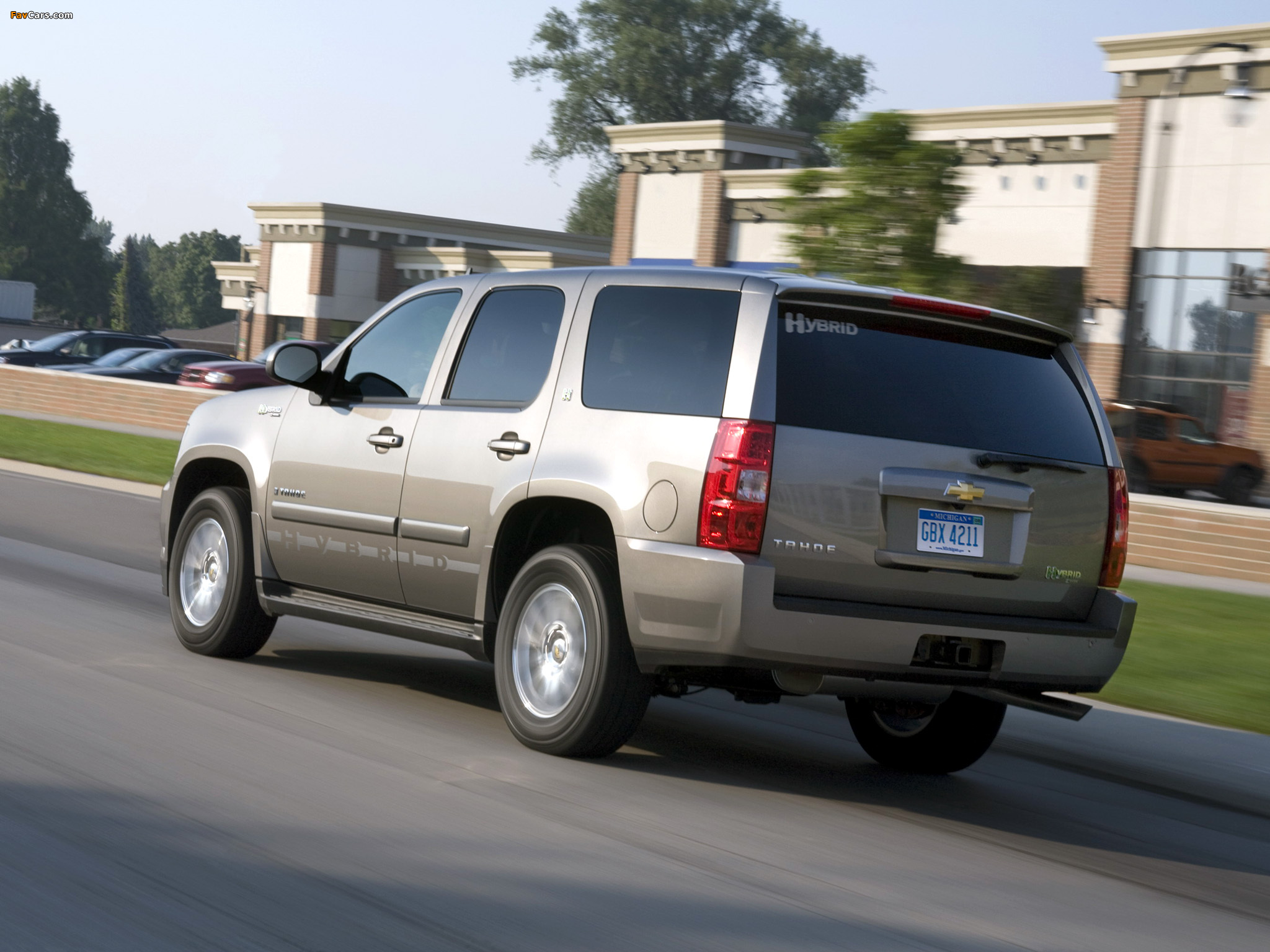 Images of Chevrolet Tahoe Hybrid (GMT900) 2008 (2048 x 1536)
