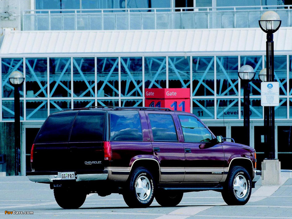 Photos of Chevrolet Tahoe (GMT410) 1995–99 (1024 x 768)
