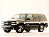 Photos of Chevrolet Tahoe Limited Concept (GMT410) 2000