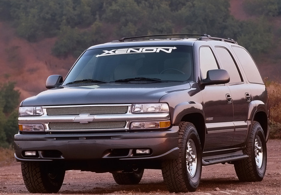 Photos of Xenon Chevrolet Tahoe 5-door (GMT840) 2000–05