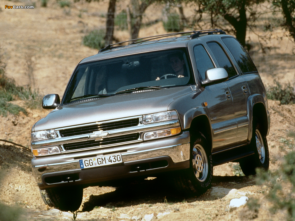 Photos of Chevrolet Tahoe EU-spec (GMT840) 2000–06 (1024 x 768)