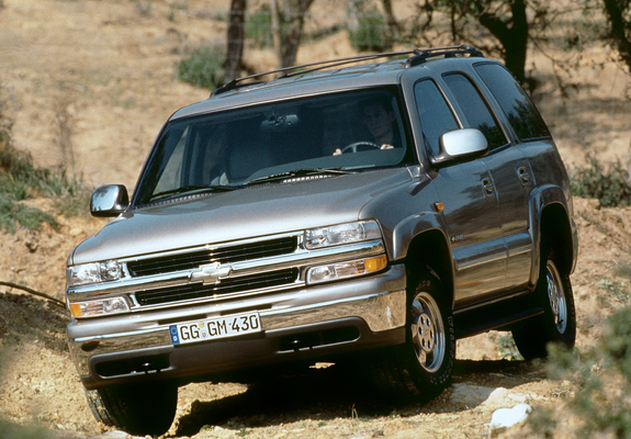 Photos of Chevrolet Tahoe EU-spec (GMT840) 2000–06