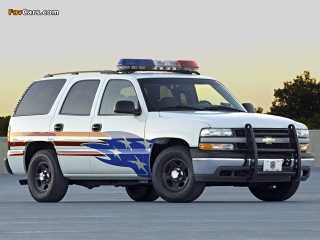 Photos of Chevrolet Tahoe Police (GMT840) 2004–07 (640 x 480)