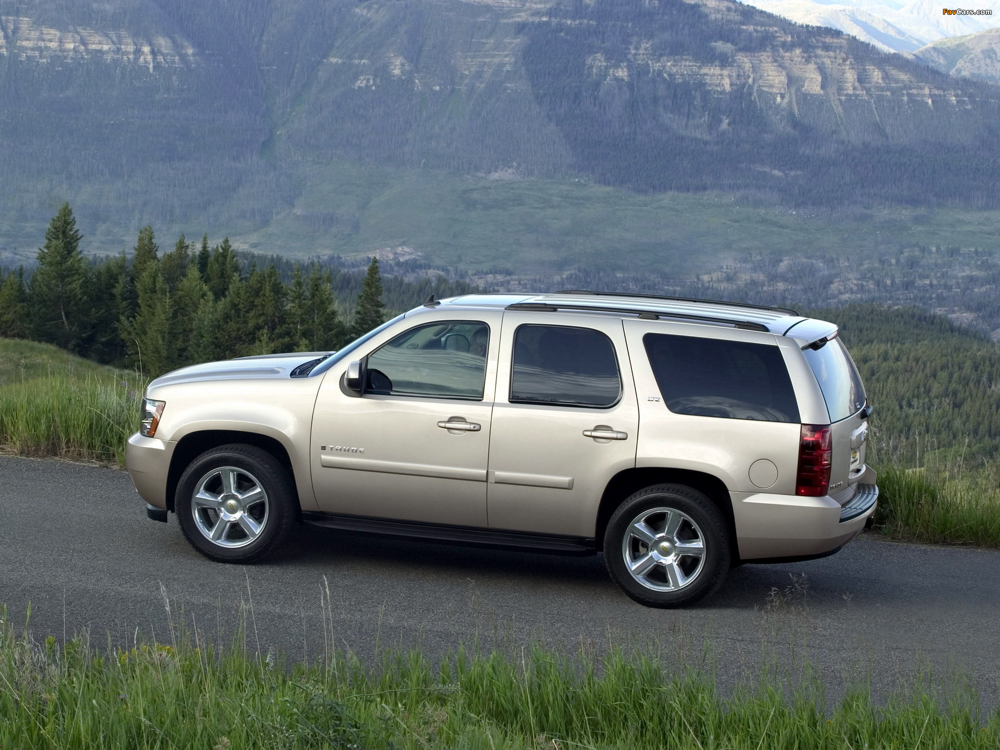 Pictures of Chevrolet Tahoe (GMT900) 2006 (2048 x 1536)