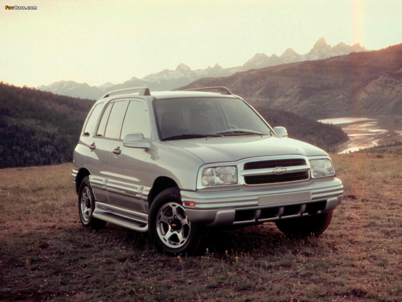Chevrolet Tracker 1999–2004 photos (1280 x 960)