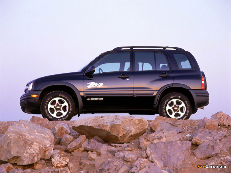 Chevrolet Tracker 1999–2004 pictures (800 x 600)