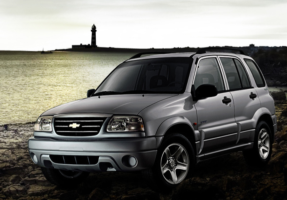 Images of Chevrolet Tracker 2006