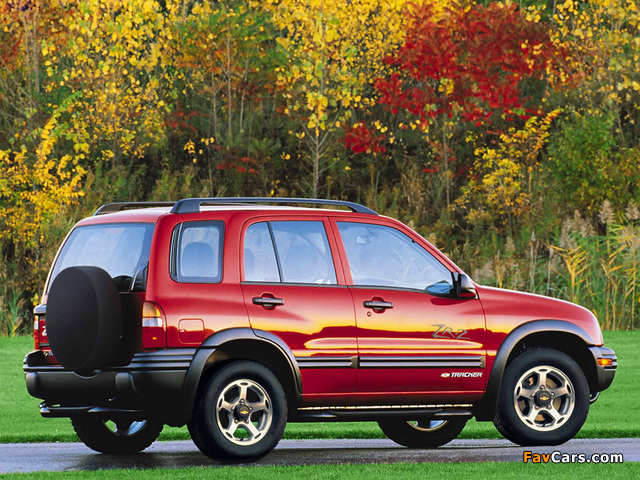 Photos of Chevrolet Tracker 1999–2004 (640 x 480)