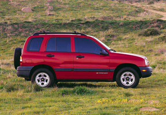 Chevrolet Tracker 1999–2004 wallpapers