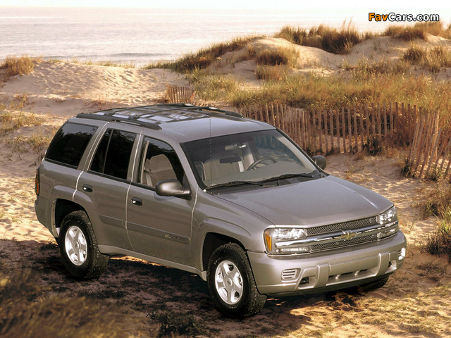 Chevrolet TrailBlazer 2001–05 wallpapers (640 x 480)