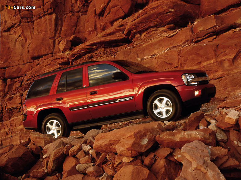 Chevrolet TrailBlazer 2001–05 wallpapers (800 x 600)